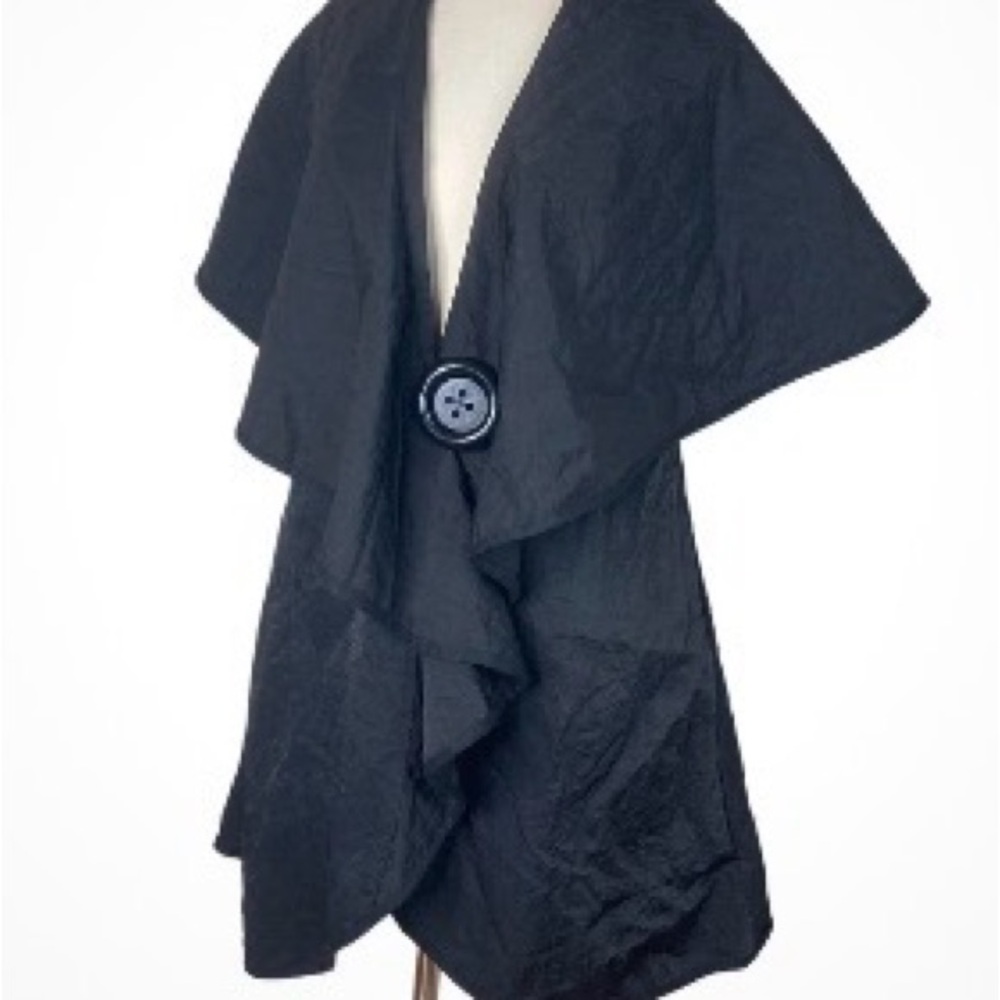 Luit Black Ruffle Open-Front Jacket